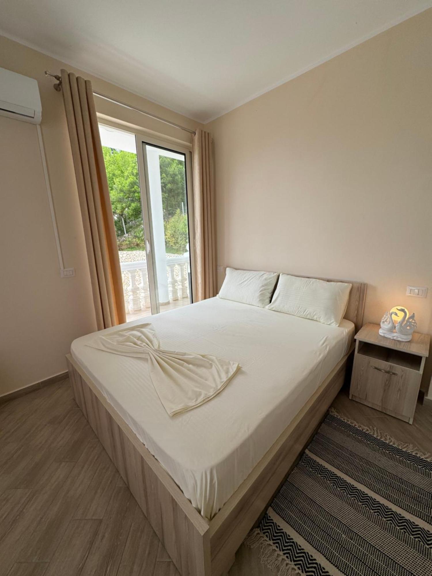 Vila Horizont Baks-Rrjoll Ngoại thất bức ảnh