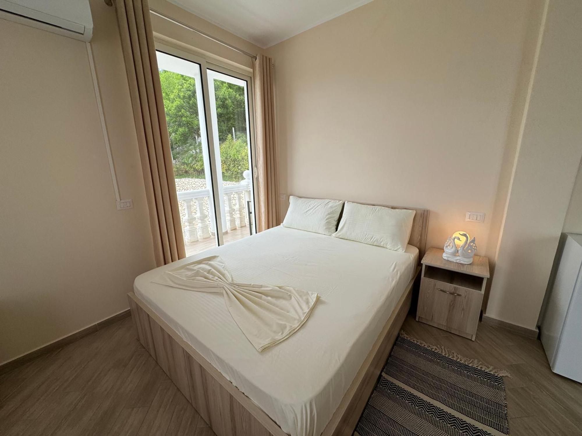 Vila Horizont Baks-Rrjoll Ngoại thất bức ảnh