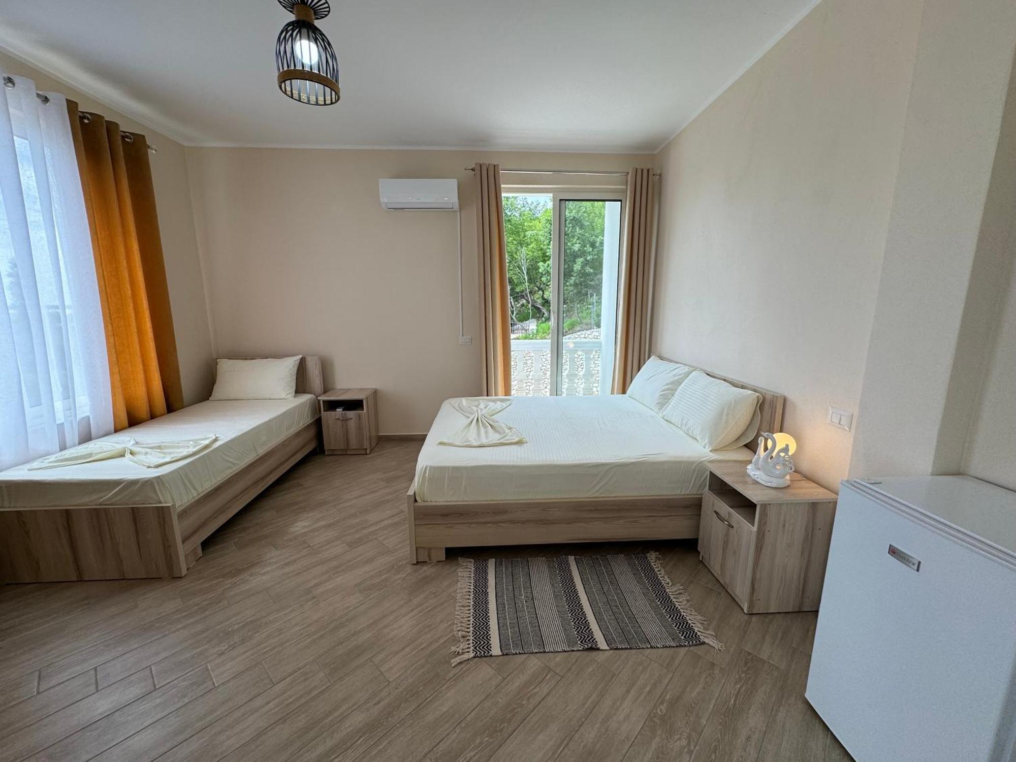 Vila Horizont Baks-Rrjoll Ngoại thất bức ảnh